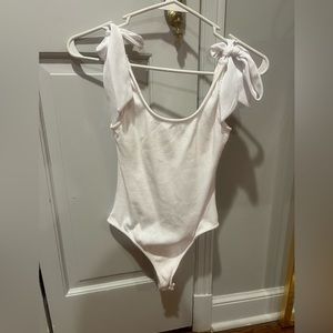 White tie bodysuit good condition